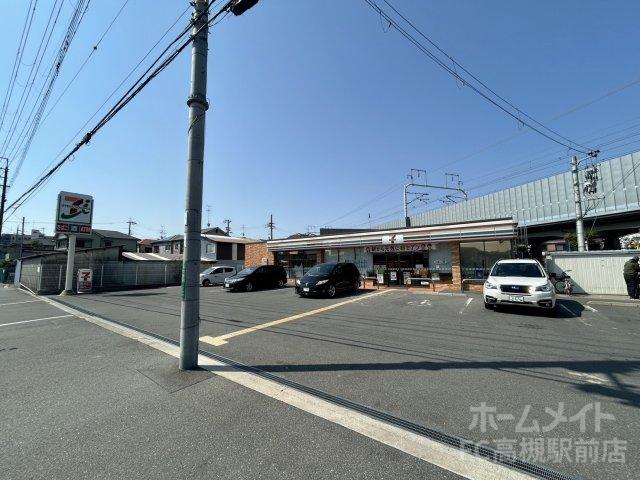 コンビニ　セブン－イレブン　高槻北大樋町店（コンビニ）まで729m