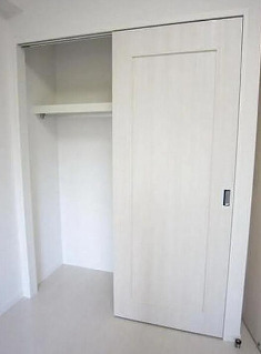 収納　モデルルーム家具家電ついていません