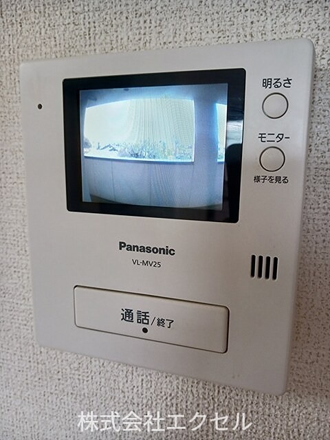 セキュリティ　モニター付きインターホンです。