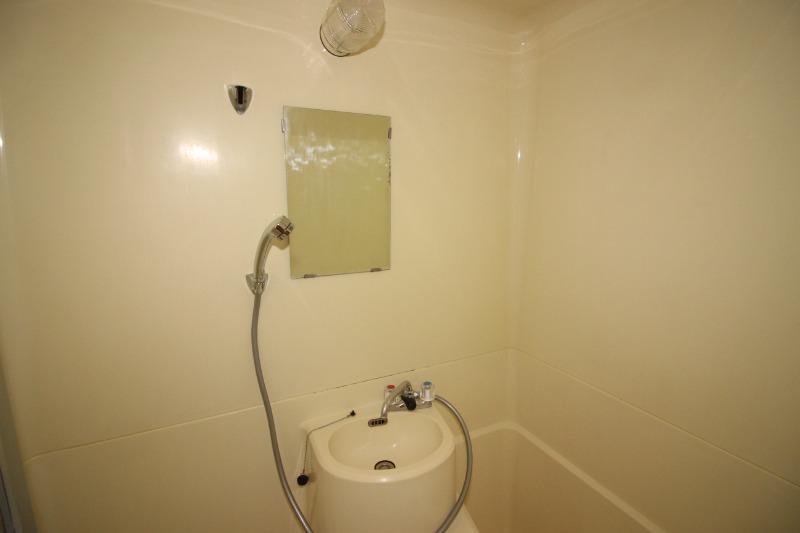 ビバリーハウス西新Bのトイレ写真