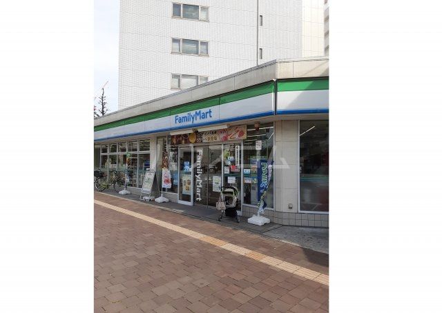 コンビニ　ファミリーマート 川崎貝塚一丁目店（コンビニ）まで257m