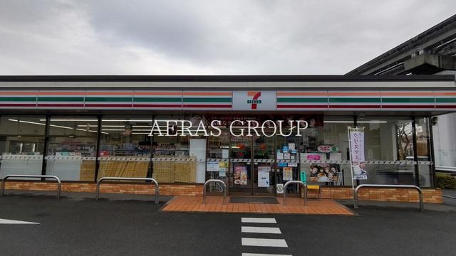 コンビニ　セブン-イレブン 日野石田２丁目店（コンビニ）まで598m