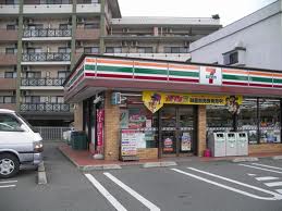 コンビニ　セブンイレブン博多諸岡店（コンビニ）まで1108m