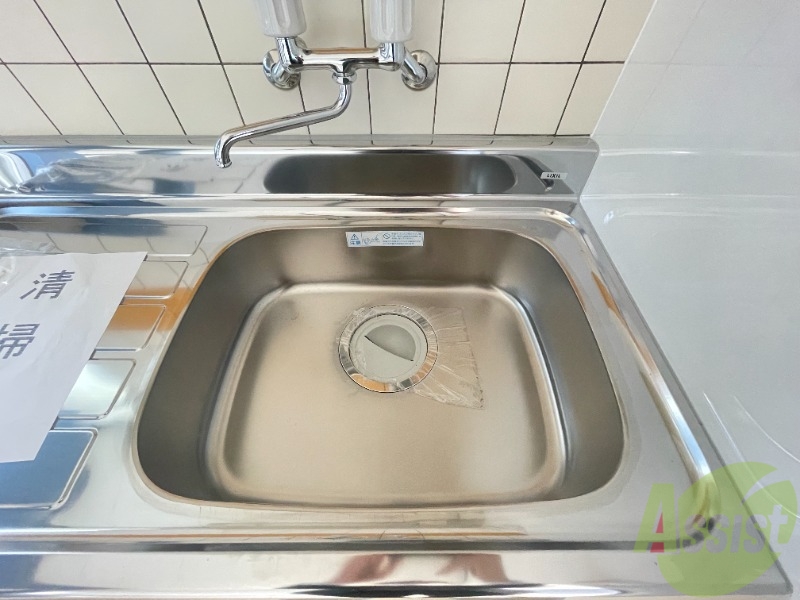 洗面設備　洗面台がございませんので歯磨きはコチラでお願い致します。