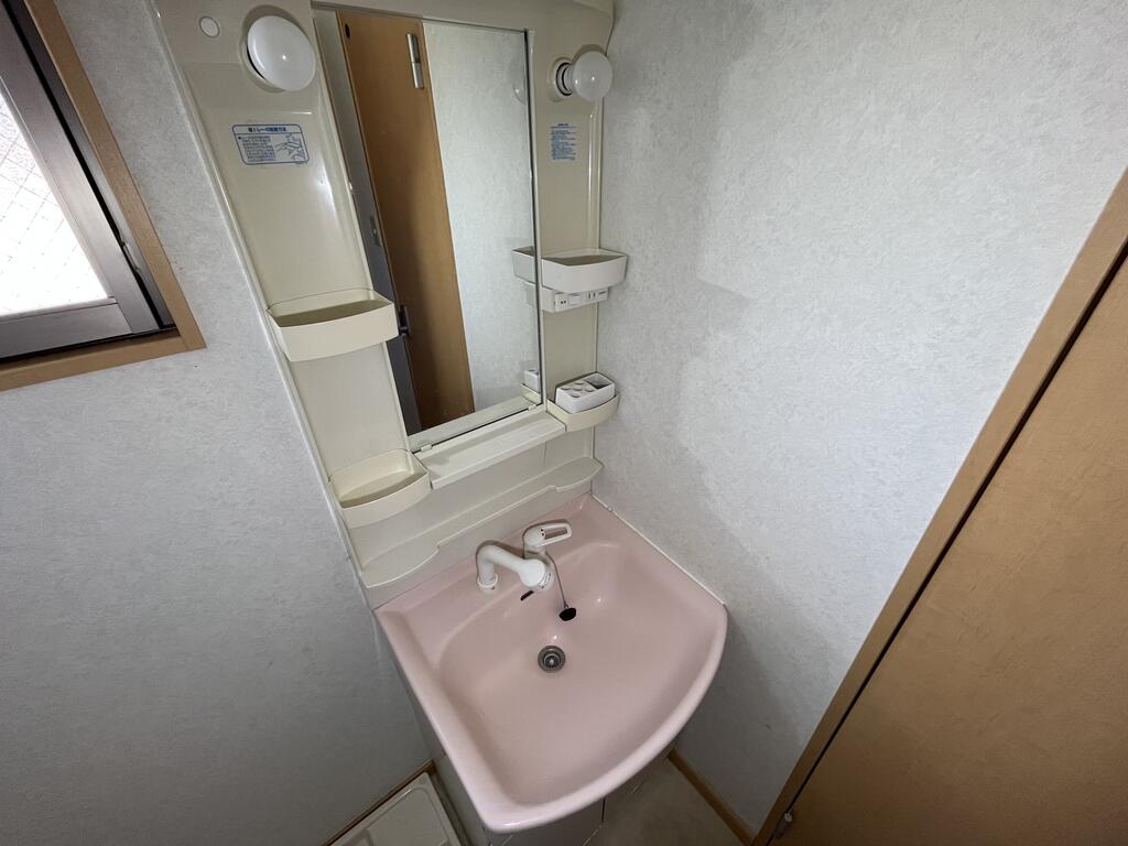 洗面設備　※参考写真