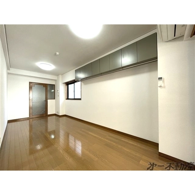 建物外観　洋室