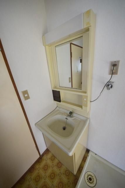 洗面設備　★朝の強い味方独立洗面台です★