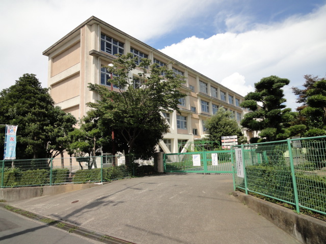 小学校　浜松市立初生小学校（小学校）まで507m