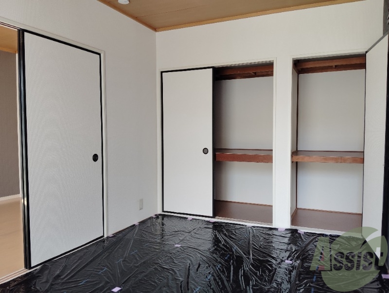 収納　収納は幅が広く何でもしまえそうなサイズ感がいい感じです。