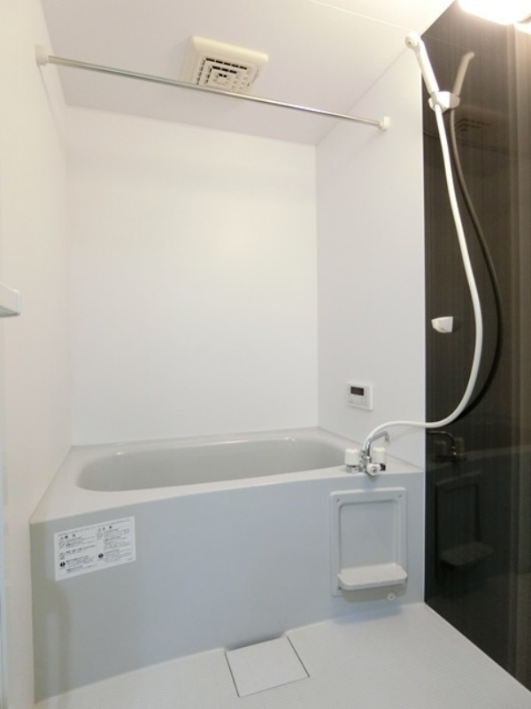 バス・シャワールーム　図面と現状に相違がある場合には現状を優先