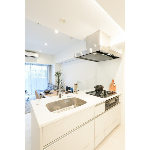 キッチン　【家具・家電の備え付けはありません】