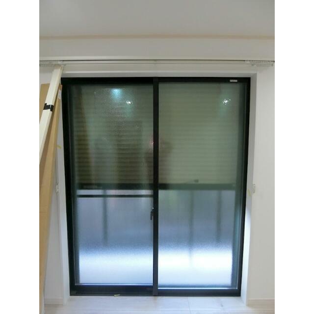 その他設備　安心の防犯シャッター付き！