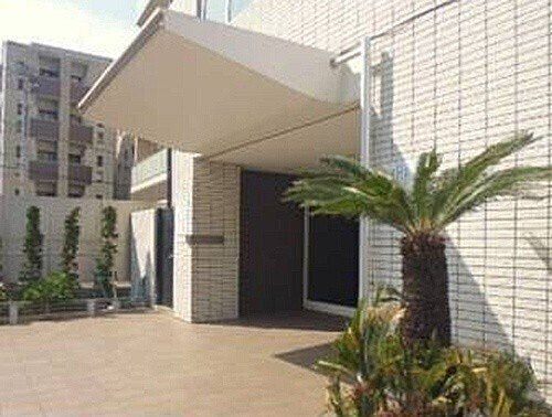 エントランス　角部屋です