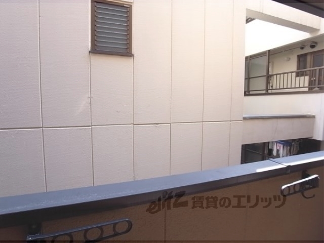 眺望　隙間から西日が入るのでちょうどいいです