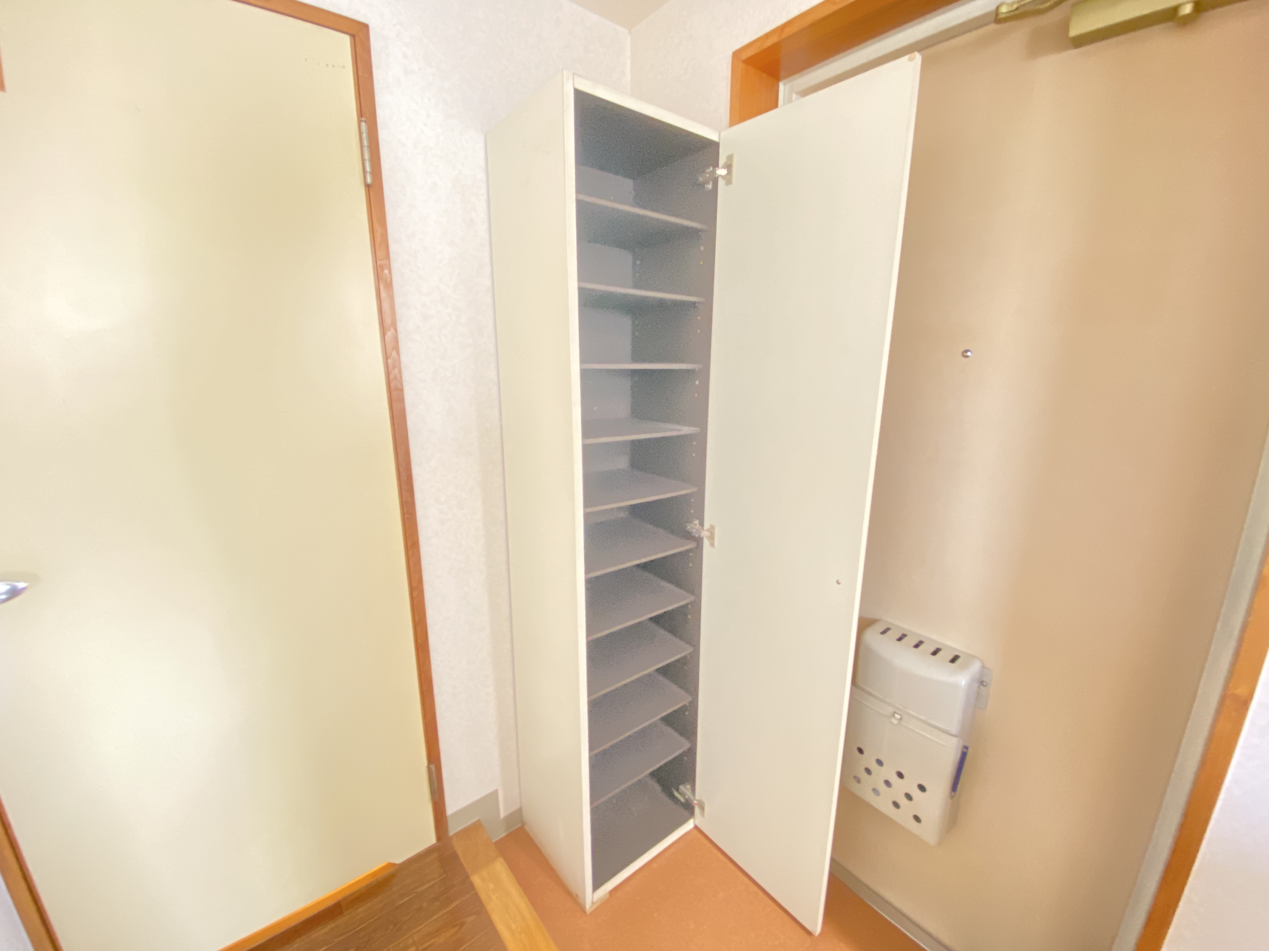 収納　シューズボックス