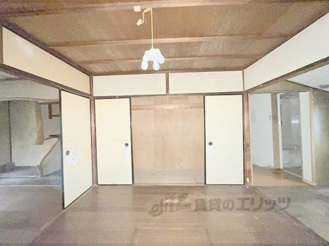 居室・リビング　洋室