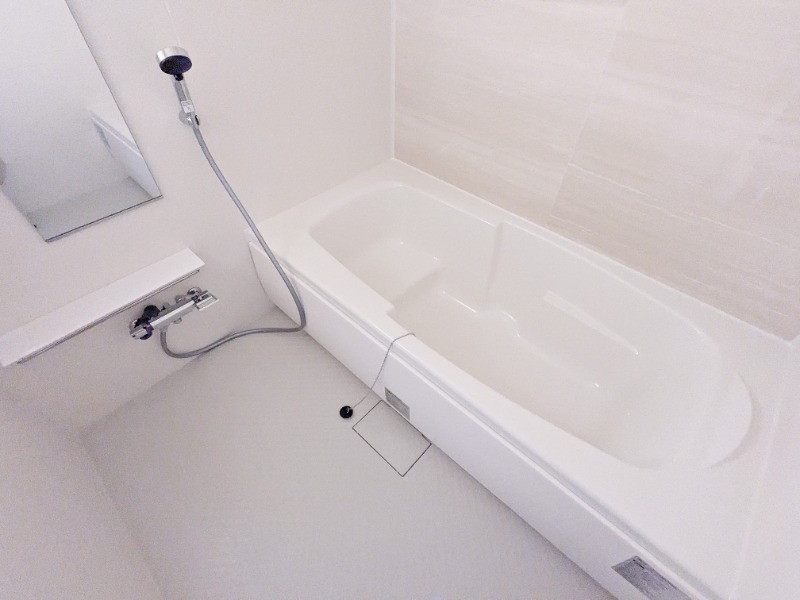 バス・シャワールーム　図面と現状に相違がある場合には現状を優先