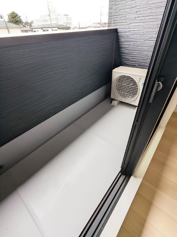 バルコニー　図面と現状に相違がある場合には現状を優先