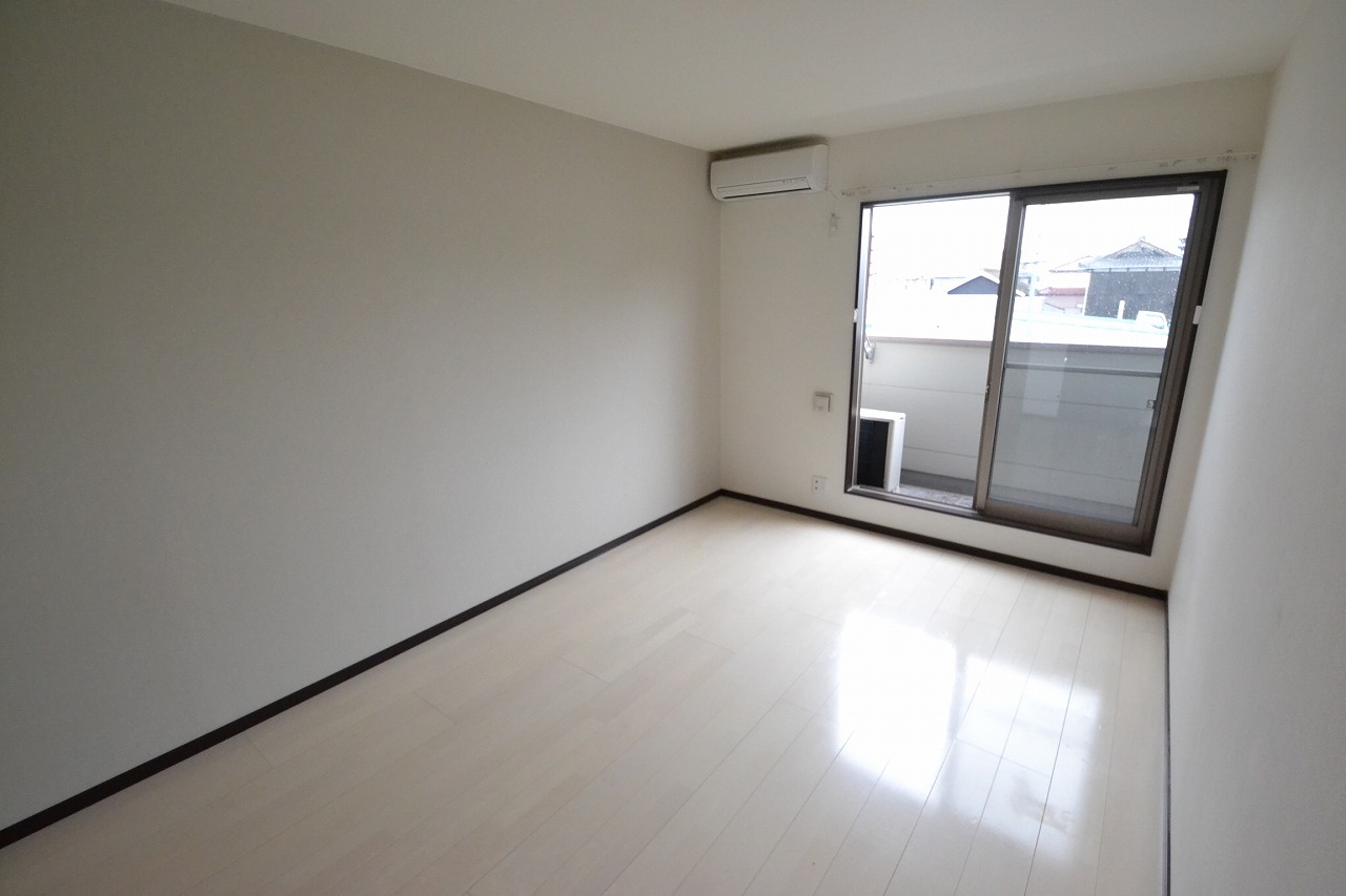 居室・リビング　明るい室内です。