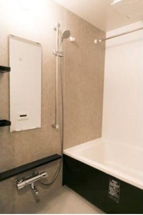 バス・シャワールーム　バス