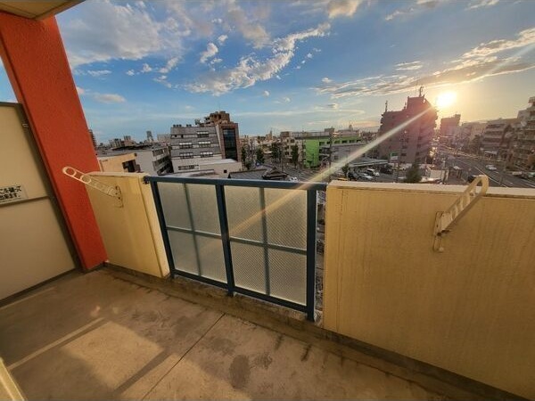 バルコニー　バルコニー