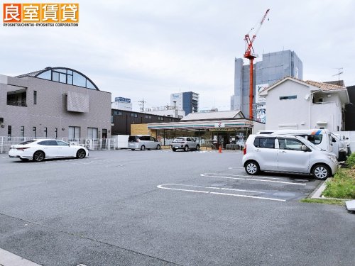 コンビニ　セブンイレブン 名古屋井深町店（コンビニ）まで647m