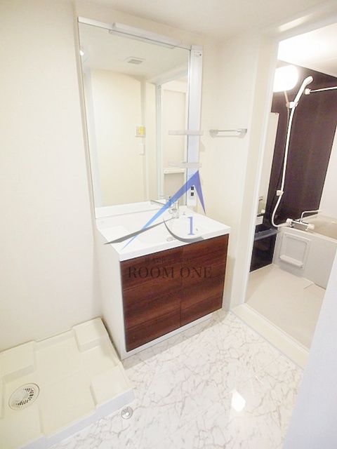 洗面設備　洗面台です。