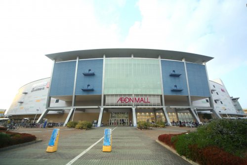 スーパー　イオンモール鶴見緑地（スーパー）まで241m