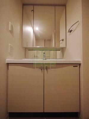 洗面設備　エスティメゾン四谷坂町