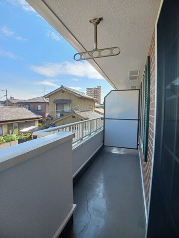 バルコニー　バルコニー付きです