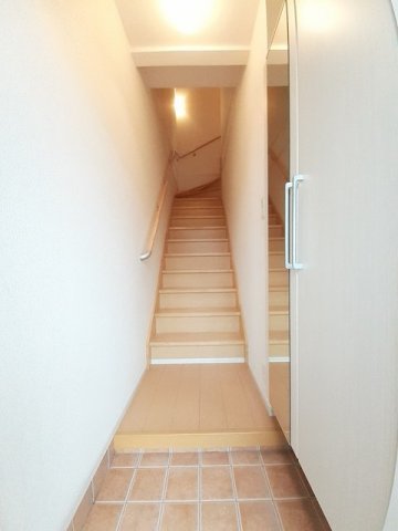 玄関　落ち着いた玄関です