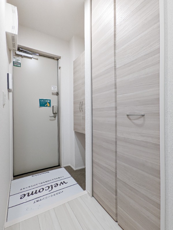 玄関　図面と現状に相違がある場合には現状を優先