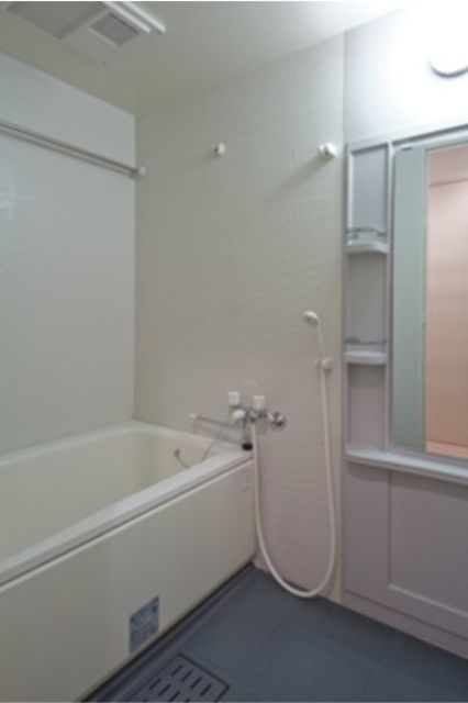 バス・シャワールーム　同タイプの写真です★