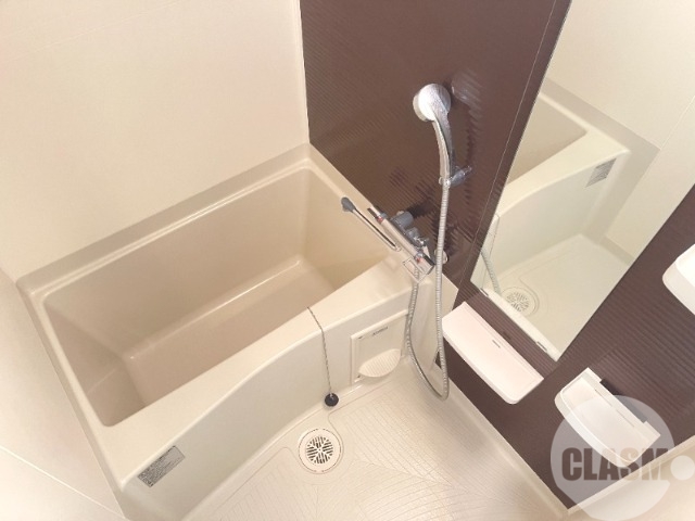 バス・シャワールーム　浴室乾燥機付きバス♪