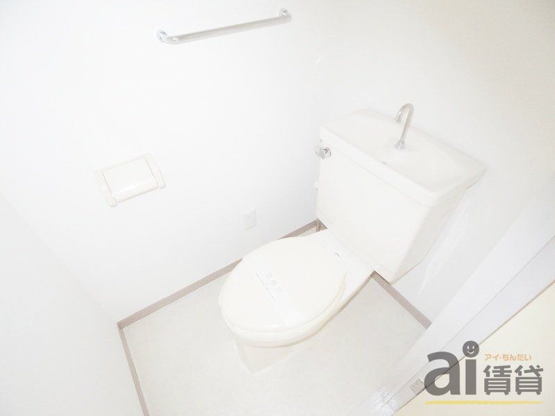 トイレ　～同仕様写真～