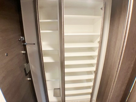 玄関　シンプルで使いやすい玄関です