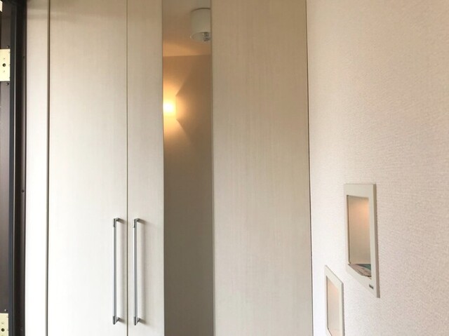 玄関　２０６　玄関