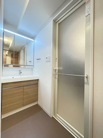 洗面設備　カージェ文京千石　文京区千石４丁目