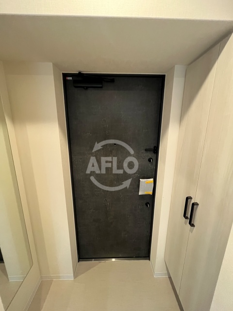 玄関　レジュールアッシュあびこ　玄関