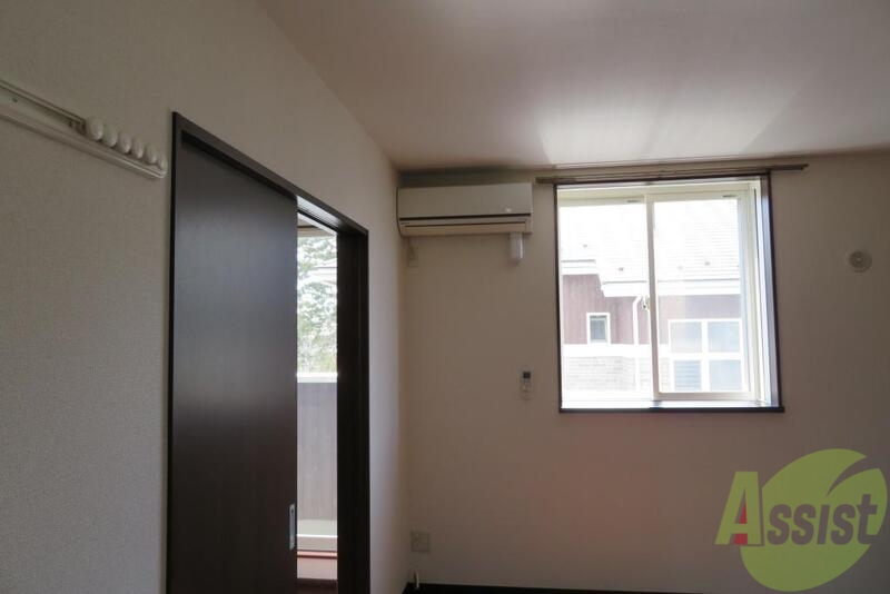 その他設備　エアコンがついていて引っ越し日から安心ですね