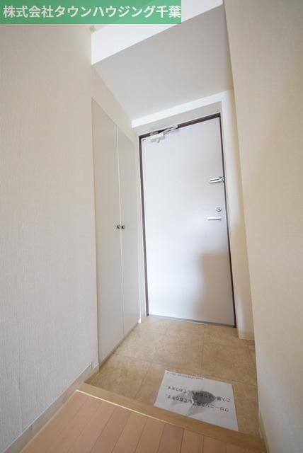 玄関　現地待ち合わせ歓迎♪お問合せはタウンハウジング千葉まで！