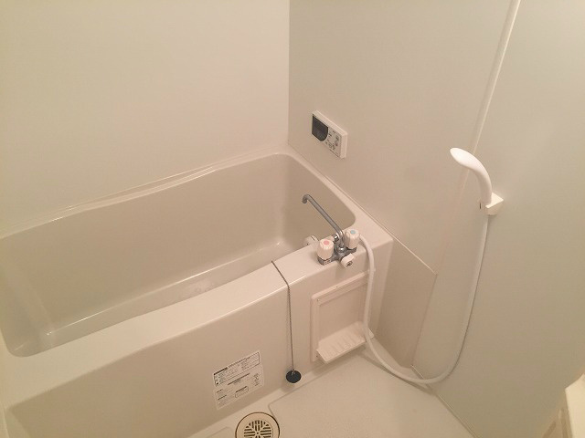 バス・シャワールーム　※別部屋のお写真になります