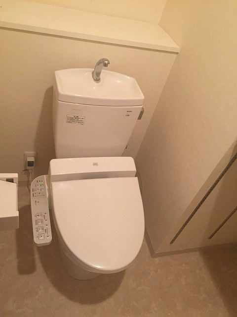 トイレ　※別部屋のお写真になります