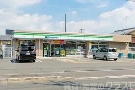 コンビニ　ファミリーマート吉祥院東前田店（コンビニ）まで355m