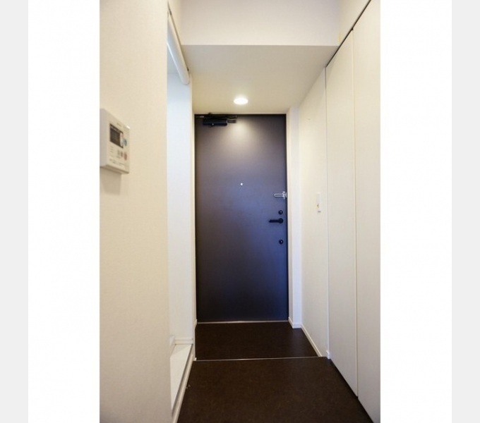 玄関　※室内参考画像