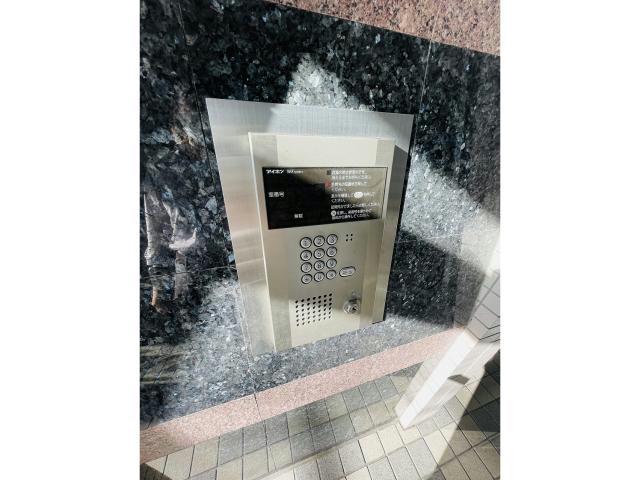 エントランス　エントランス部分