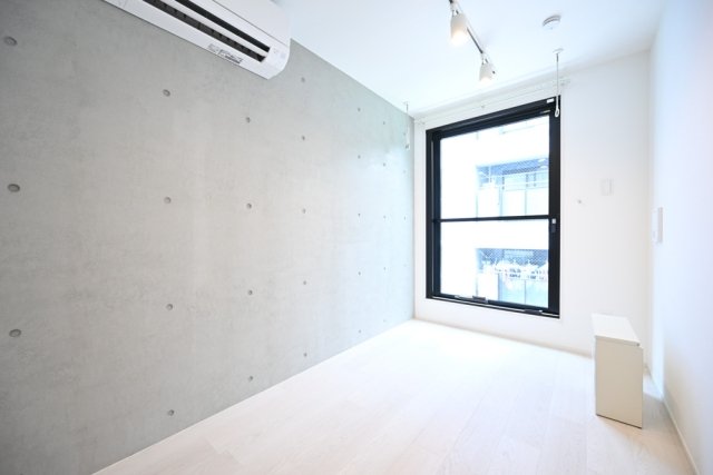 その他部屋・スペース　広々とした洋室です