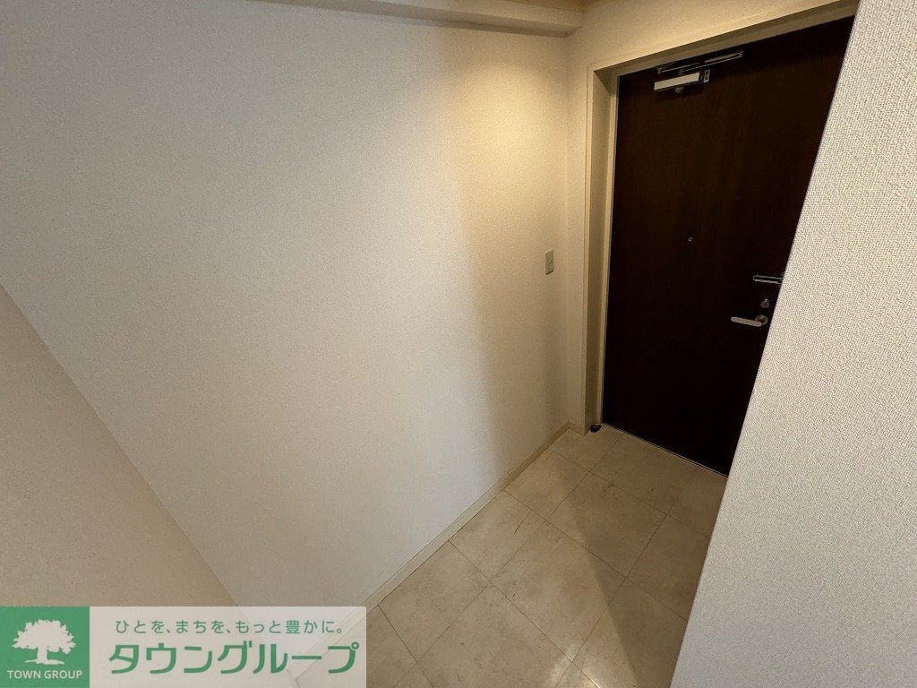 玄関　お問合せは(株)タウンハウジングレジデンス事業部【03-…