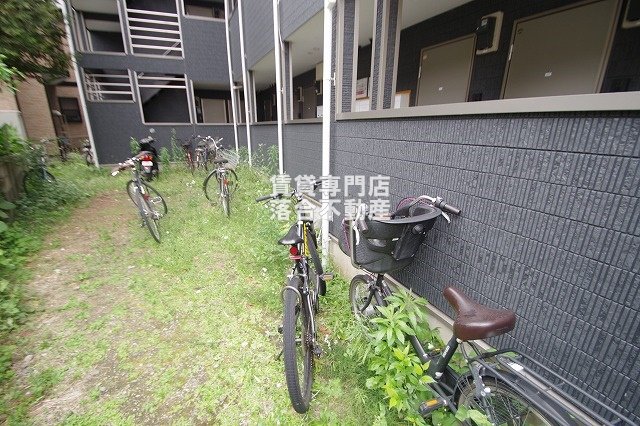 その他共有部分　敷地内駐輪スペースあり