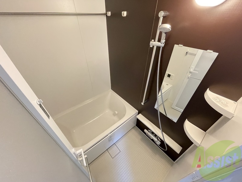 バス・シャワールーム　清潔感のある浴室！！